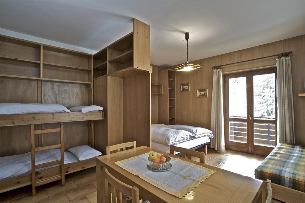 Residence Raffaella ซานตา กาเตรีนา วัลฟูร์วา ภายนอก รูปภาพ